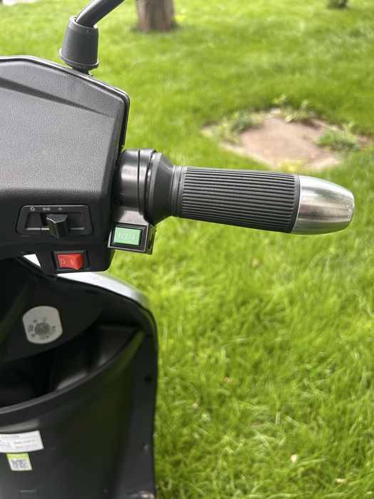 Triciclu electric VM4 fara permis ,scuter, autonomie 50 km