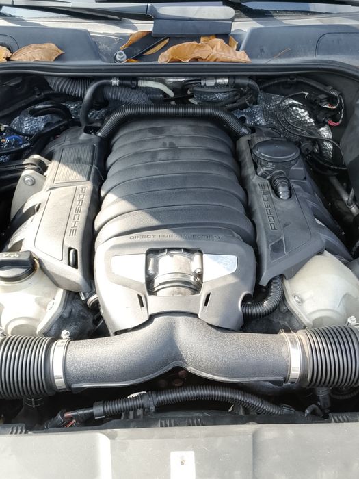 Porsche Cayenne 4.8 S Benzin , автоматик,400 к.с. , 5 броя на части