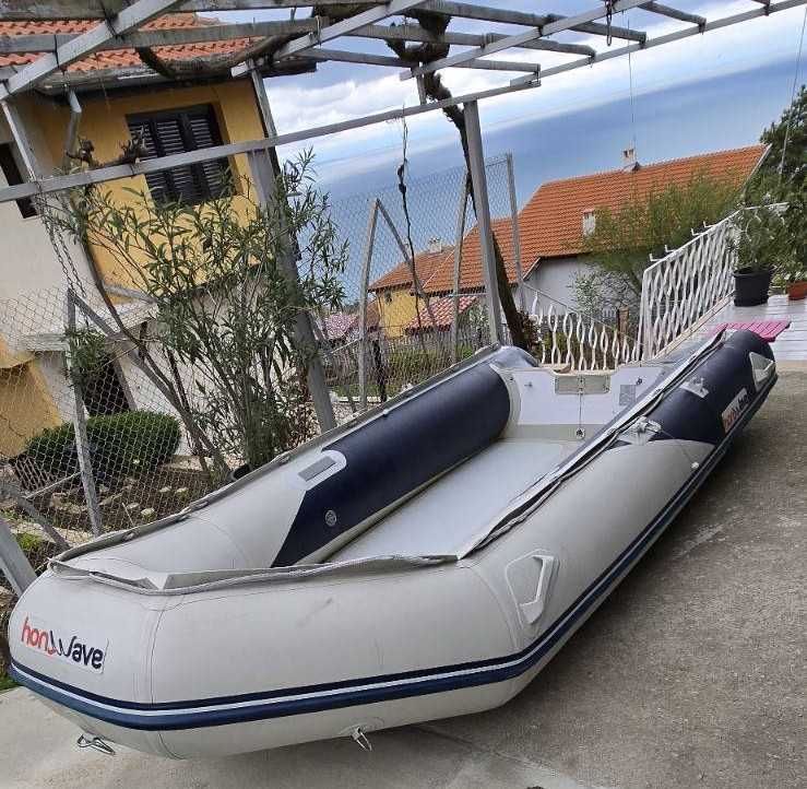 Надуваема лодка с надуваемо дъно Honwave T38