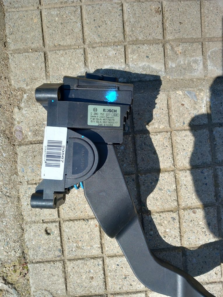 Педал за газта(потенциометър),за фиат стило 1.9jtd 115 к.с.