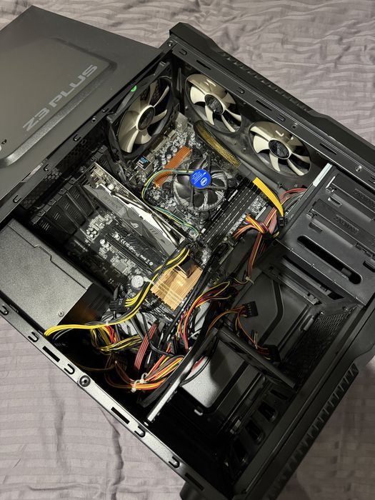 PC Gaming / Office – i5 6400, RX 460, 8GB RAM, carcasă Zalman Z3 Plus
