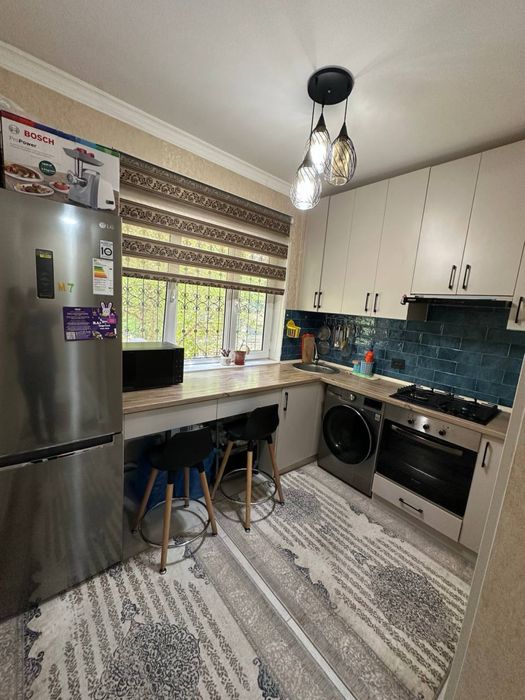 Продаю квартиру Юнусабад 14, 1-2/1/4