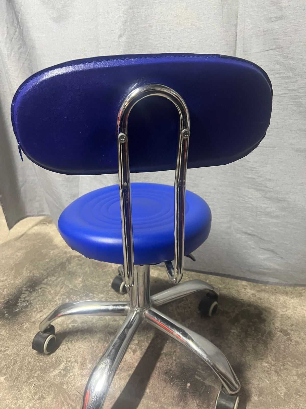 Продам универсальное кресло
