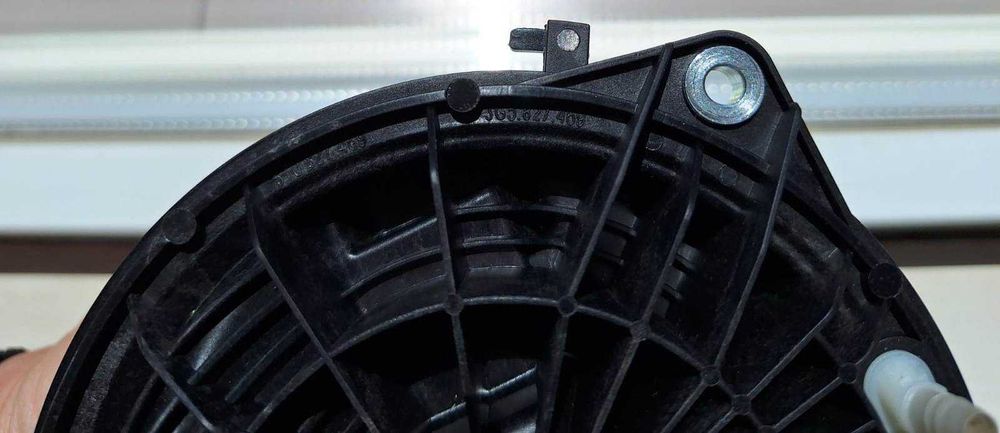 Vand Maner exterior haion cu sigla/ emblema VW Passat B8 3G5827469