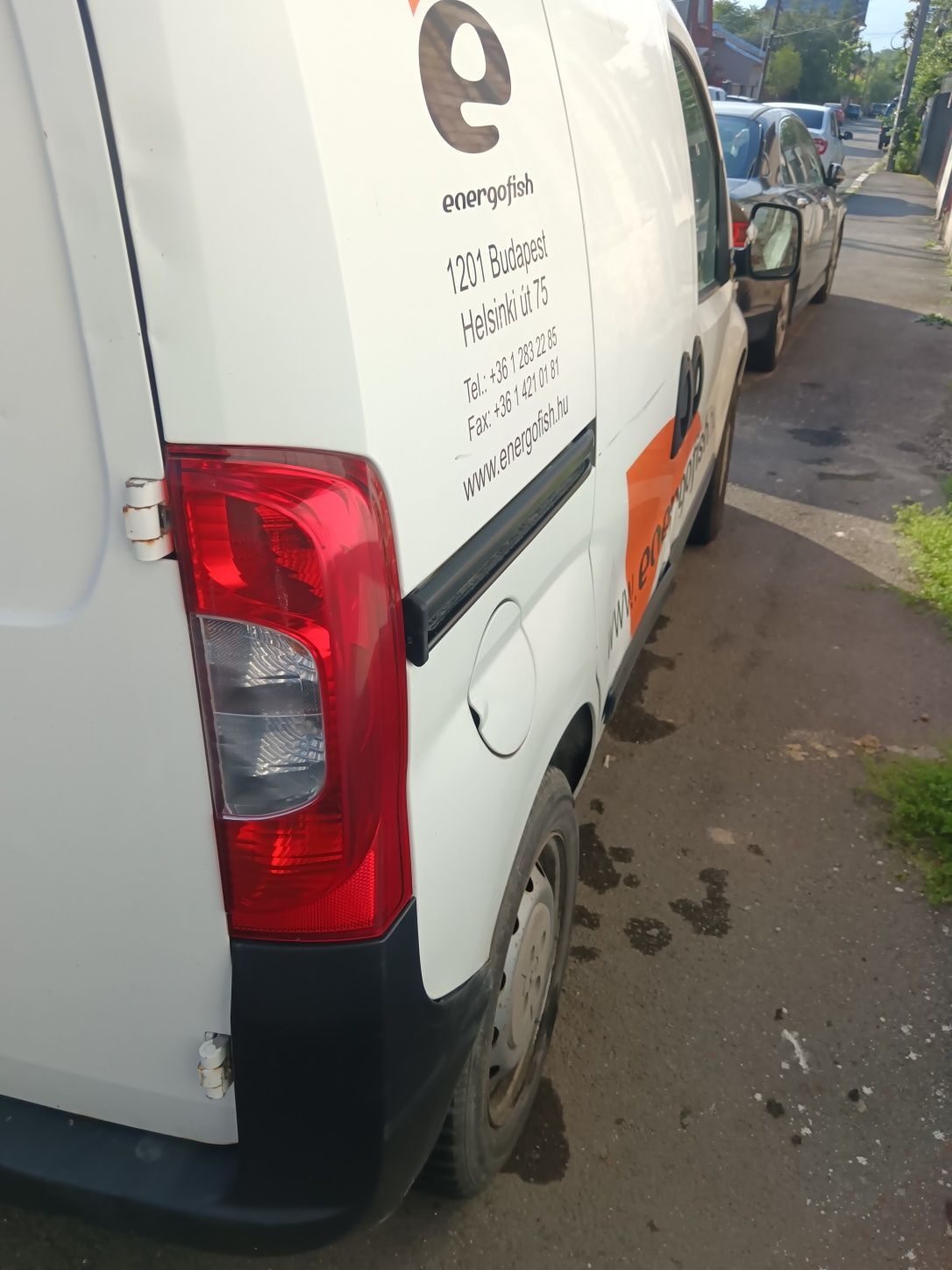 Vând Peugeot bipper