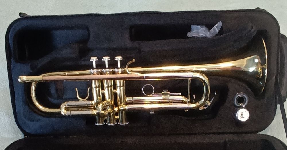 Trompeta Thomann TR200 + cutie+accesorii