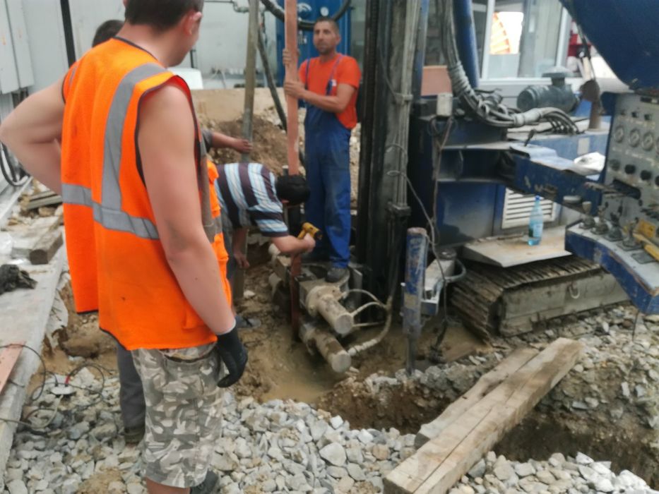 Foraje puțuri apa profesionale ,,denisipari,alte lucrări