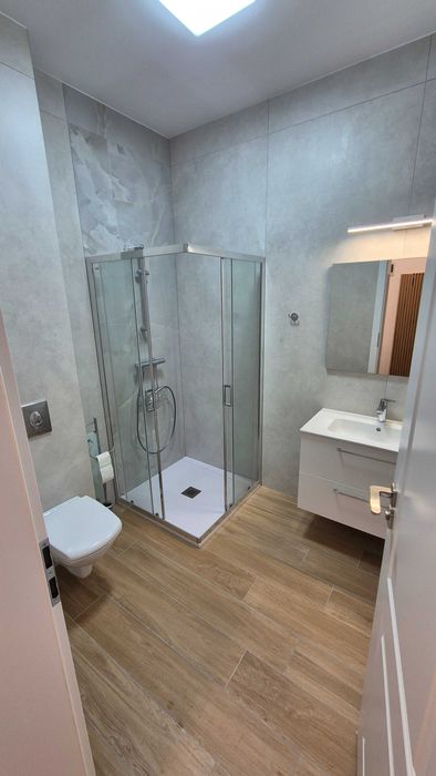 Proprietar 3 camere,  imobil nou.