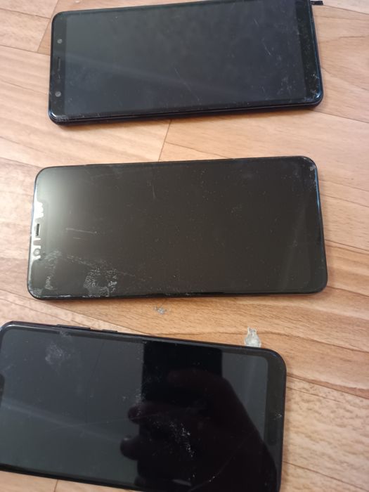 Телефон на запчасти