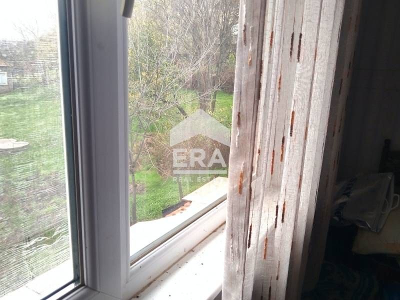 САМО В ЕРА ИМОТИ ХАСКОВО! Двуетажна къща в центъра на с.Тракиец