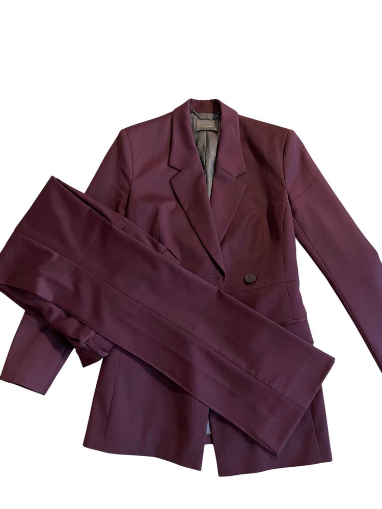 Брючные костюмы Massimo Dutti и I AM STUDIO