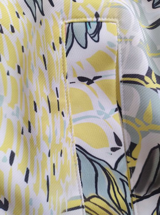 Олекотено яке Marc Cain, размер 38 или n3