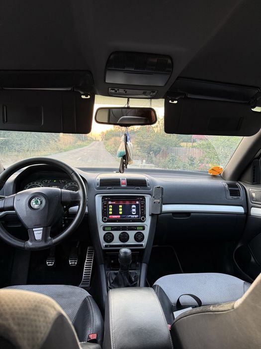 Skoda Octavia 2 VRS