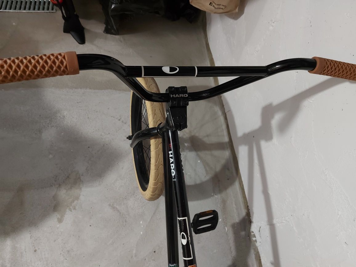 Bicicleta HARO PT. Scheme culoare negru lucios 20.5