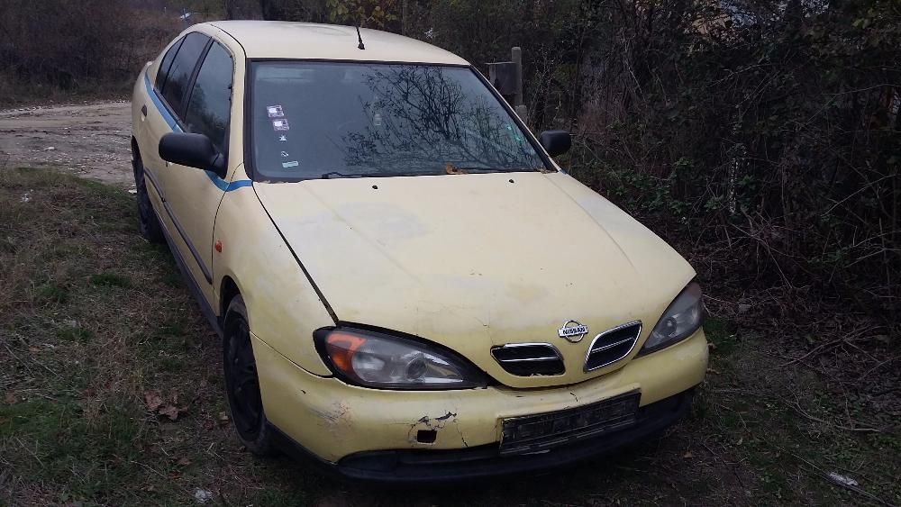 Продавам Nissan Primera - Нисан Примера П-11 на части