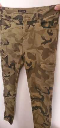 Pantaloni dama, model camo, marimea M (40)