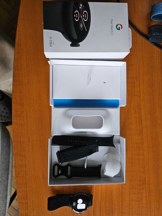 Продавам Google Pixel Watch 2 в перфектно състояние