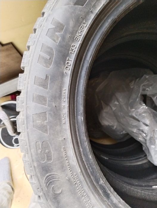 Шины зима 4 шт сайлун