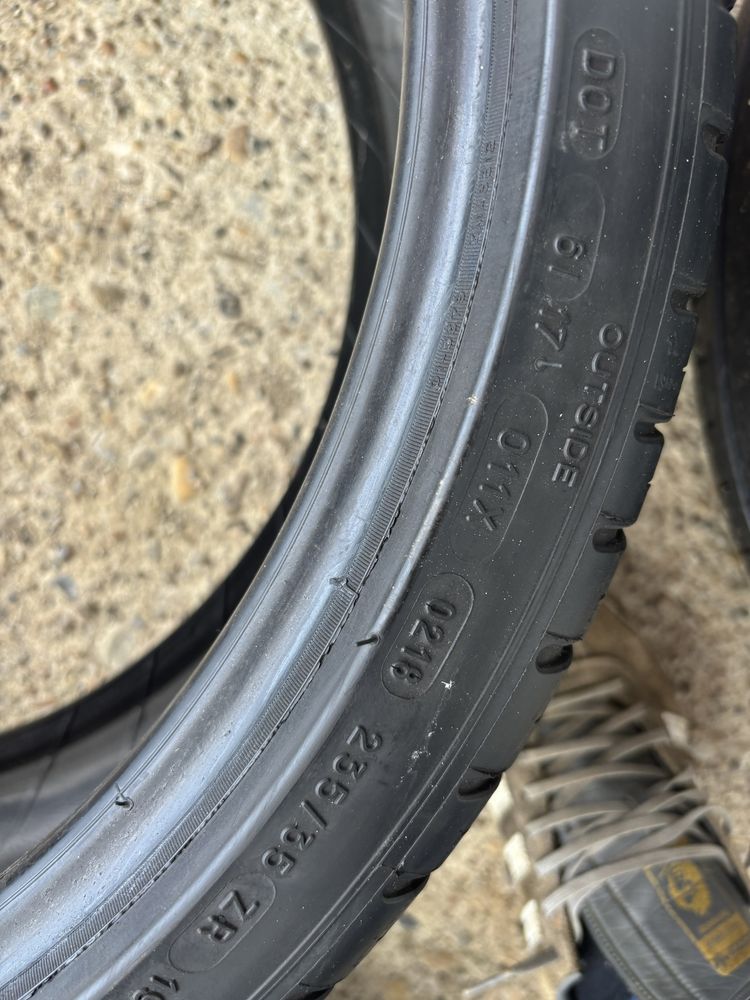 Vand Anvelope 235/35/19 Michelin Vara