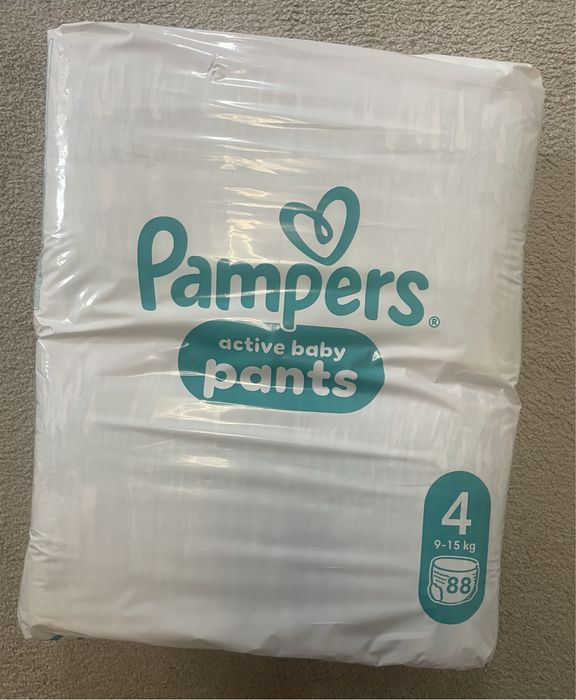 Pampers nr 4, 88 buc. 80 lei