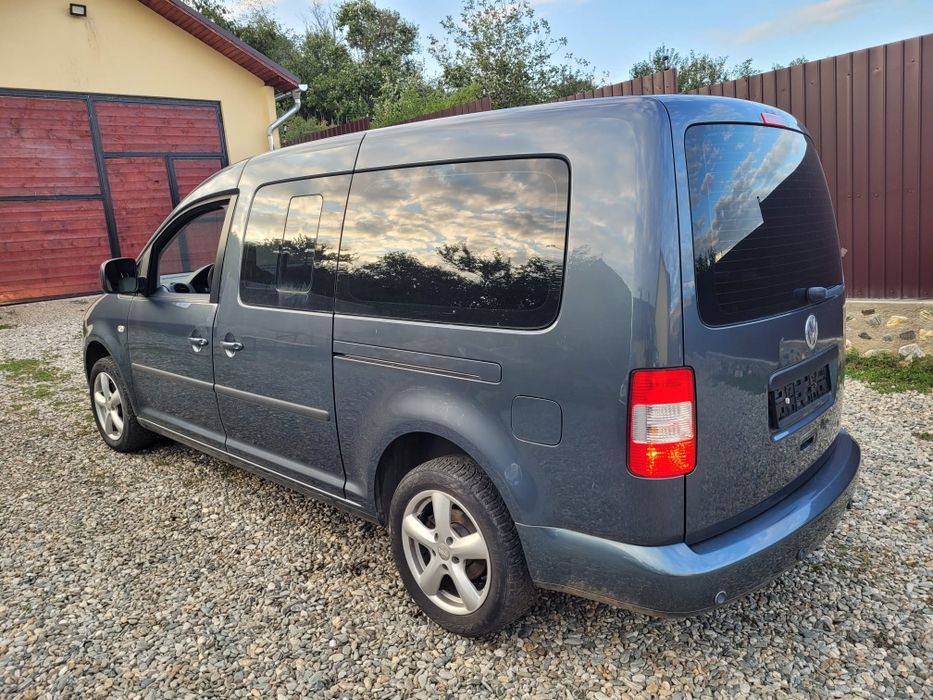 Vând  Vw Caddy maxi 2.0 tdi BMM