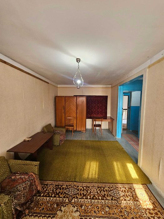 Арзон 1 хоналик квартира 4-каватдан сотилади.Ор:Горгаз Кафе Бахор