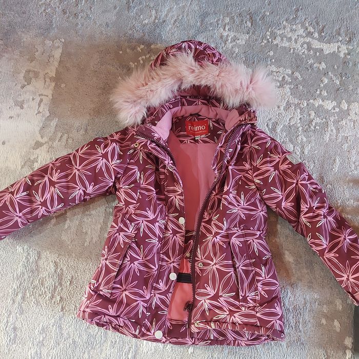 Продам зиний костюм 122 см