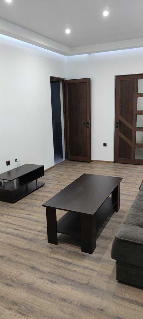 Дава се под наем Многостаен апартамент в Димитровград - 120 кв.м за 306 € - Снимка #8