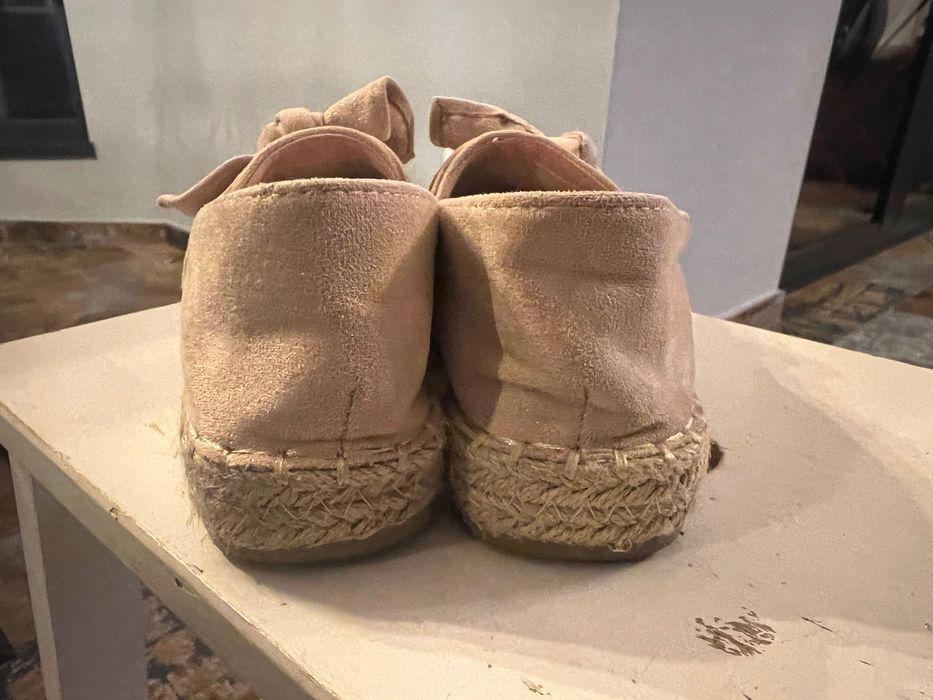 Еспадрили - бледо розово (32 номер)