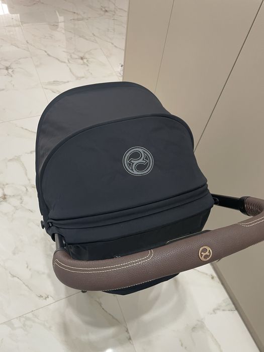 Cybex Coya Sephia Black