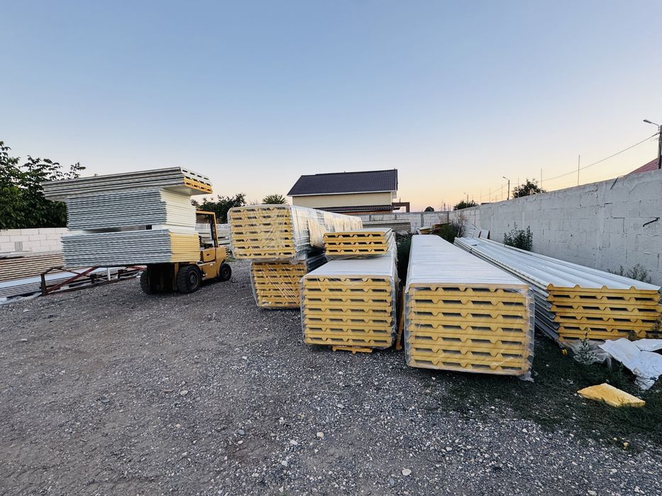 Panou tip sandwich, cel mai mic pret