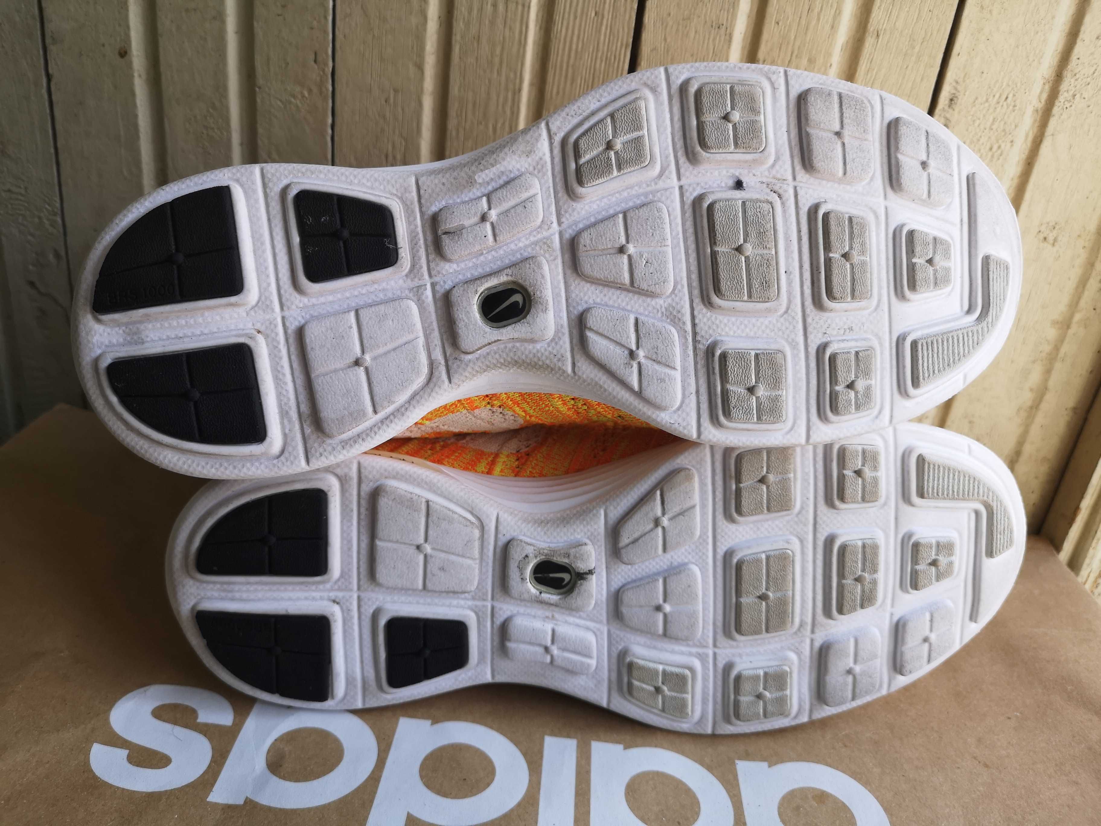 ''Nike Flyknit Trainer''оригинални маратонки 38 номер