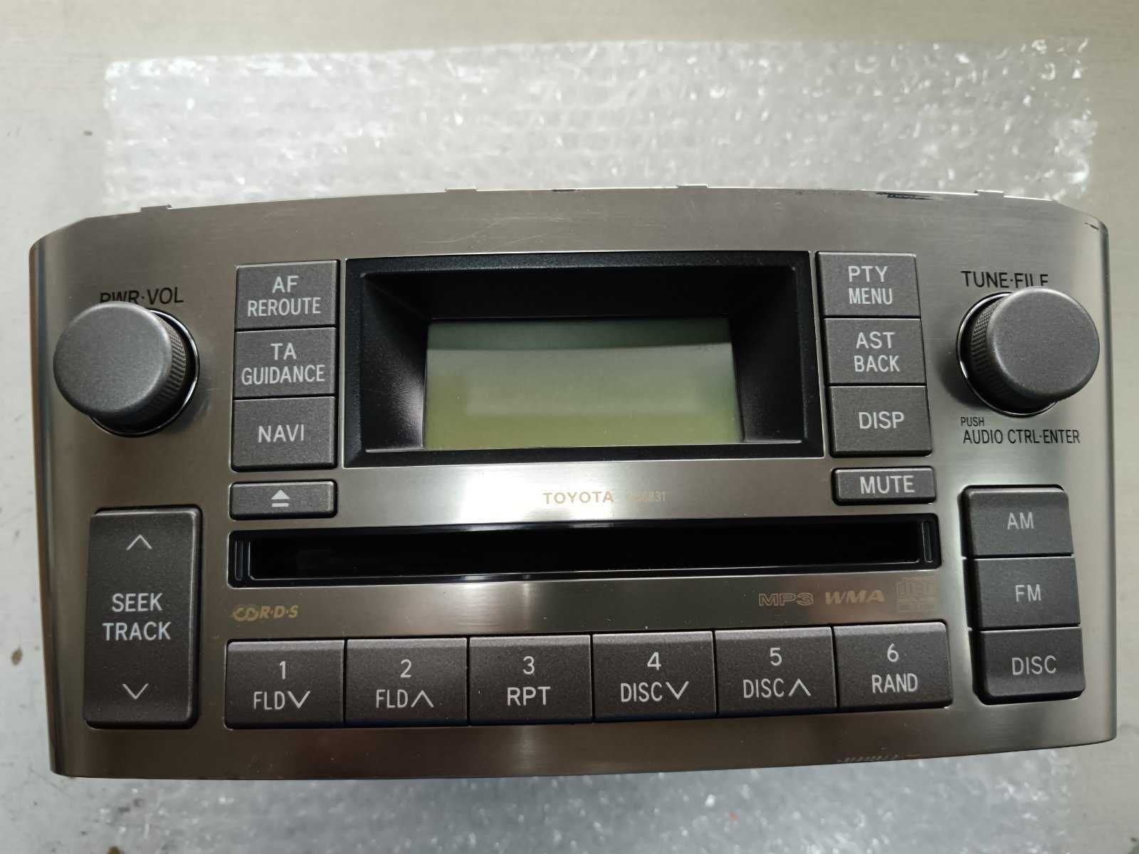 CD плеър Toyota Avensis II 2003-2009