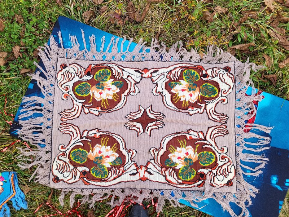 Lucru facut de mana vechi