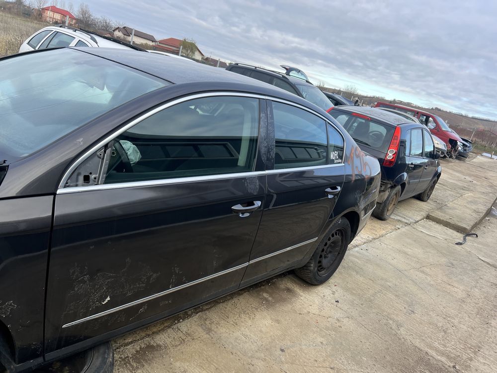 Vand usi punte spate plansa bord capota vw passat b6