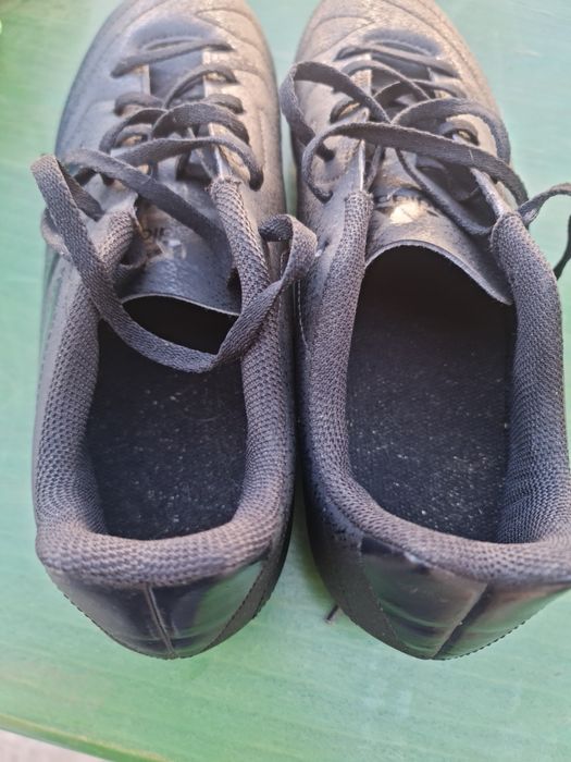 Бутонки (калеври) Adidas