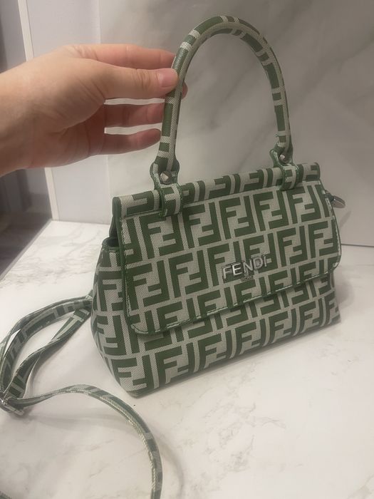 Сумочки женские все по 3000