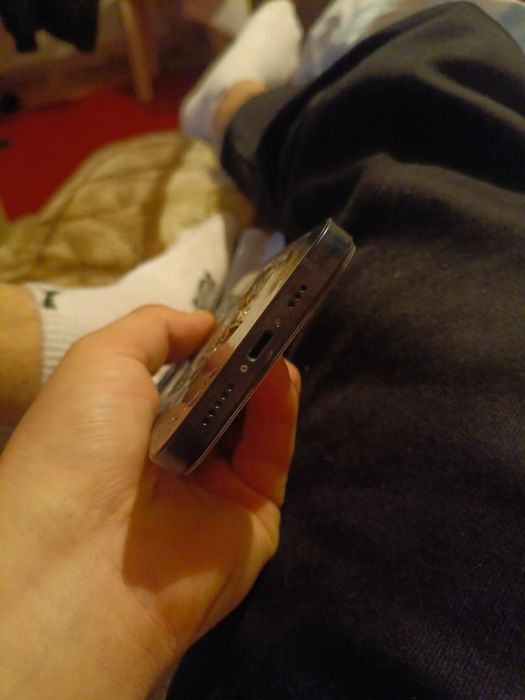 продам айфон 13 128 гб