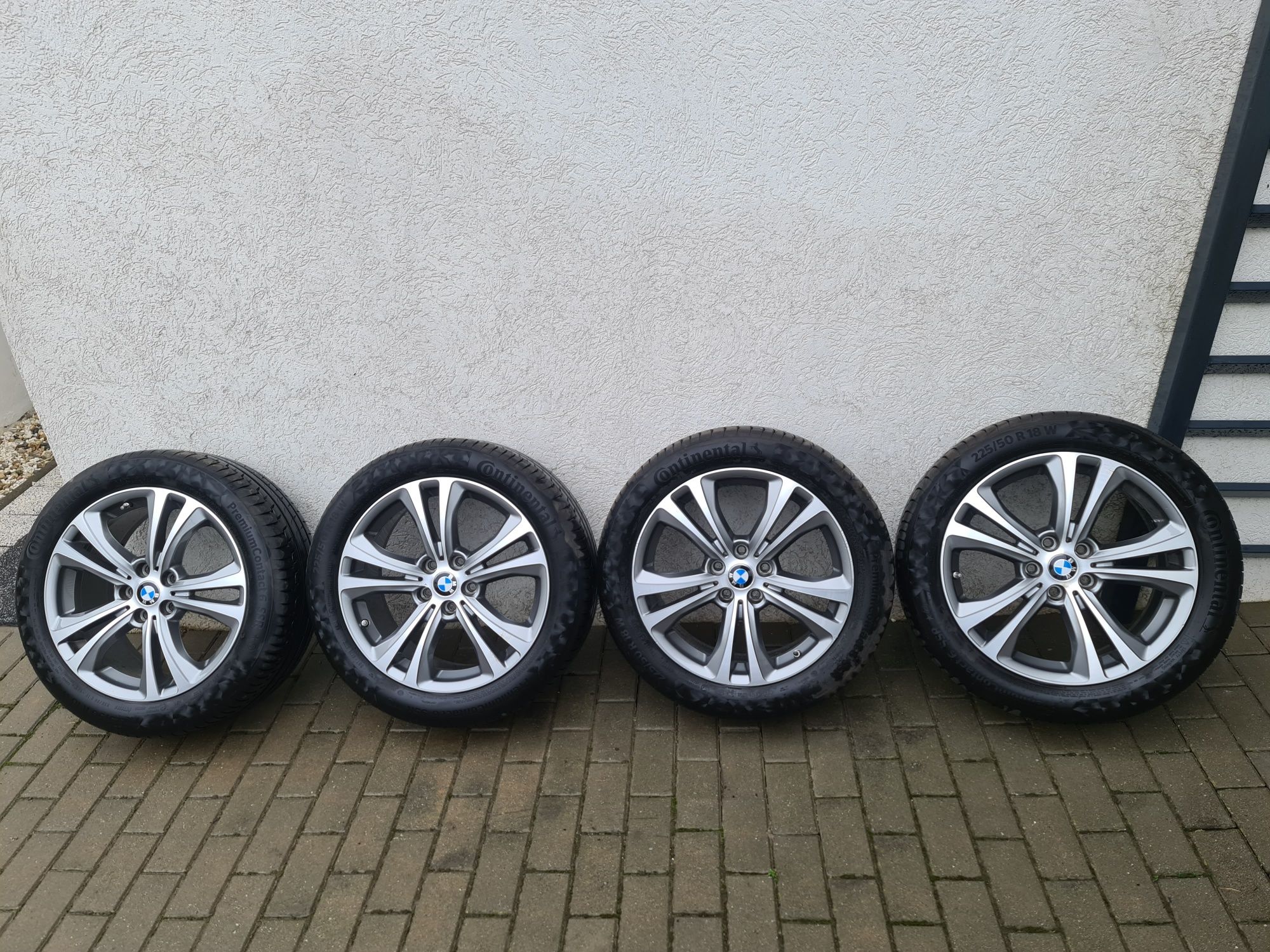 Roti BMW R18 cu jante aluminiu originale si anvelope vara Continental