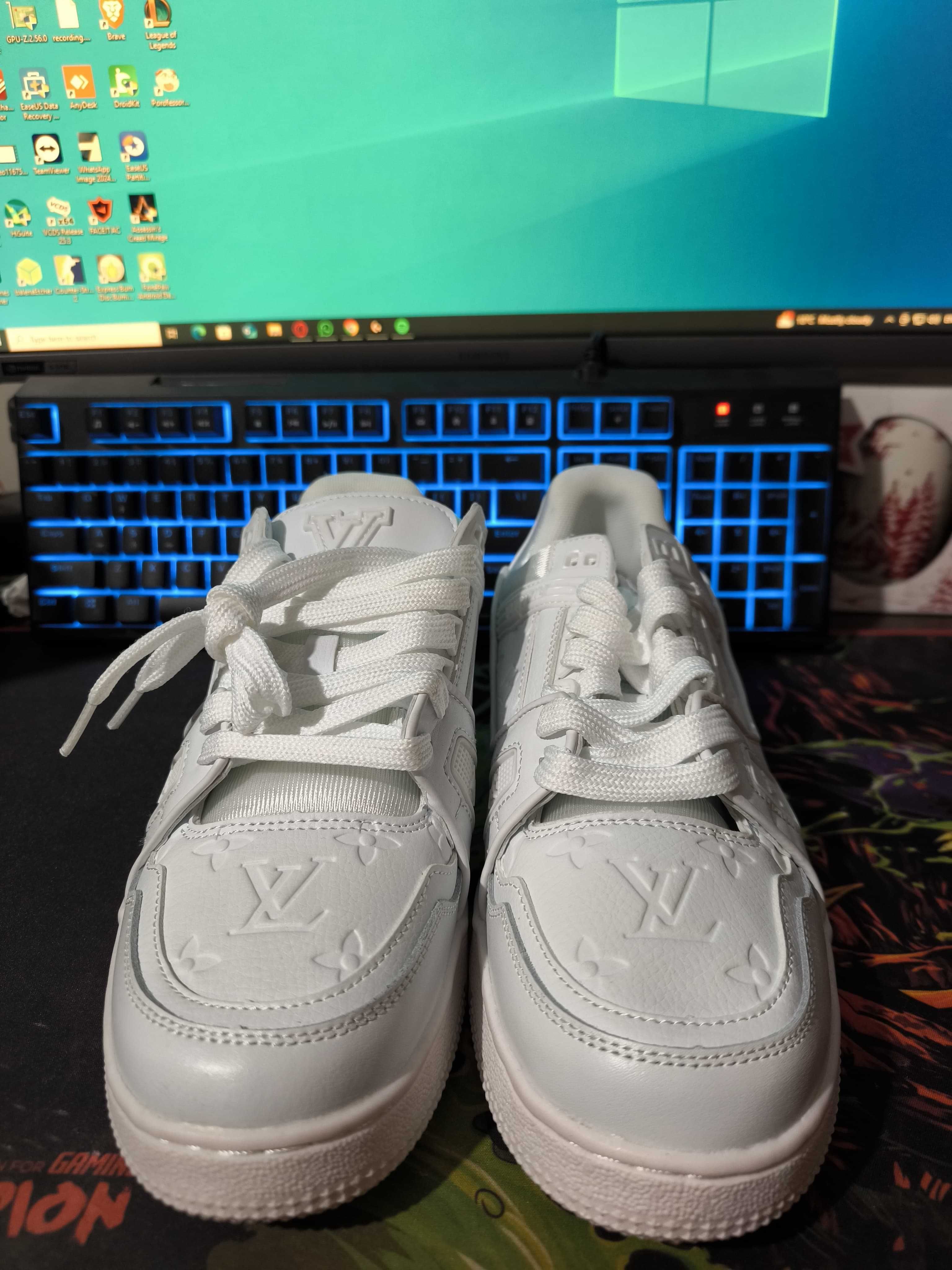 Louis Vuitton LV White Trainers 43