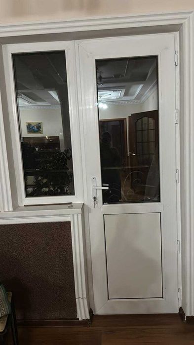 Пластик дверь  и пластик окно  цена 30000 тенге