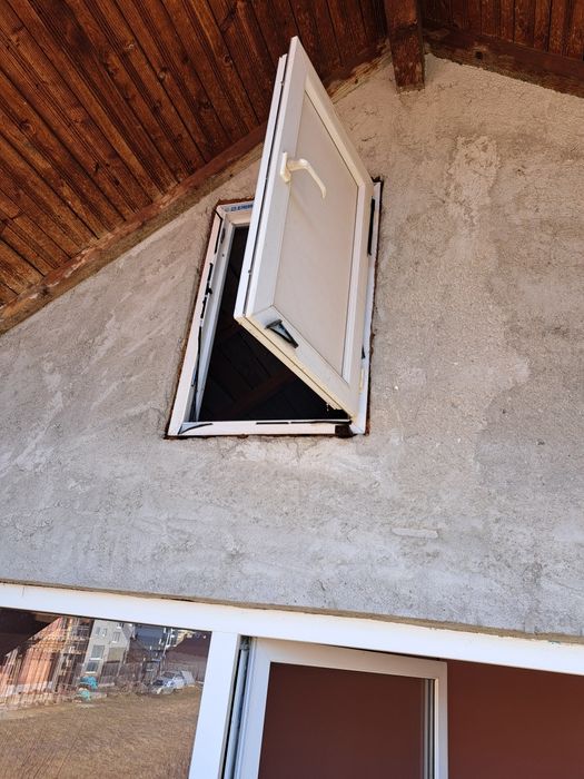 Vand ferestre geamuri si uși  termopan