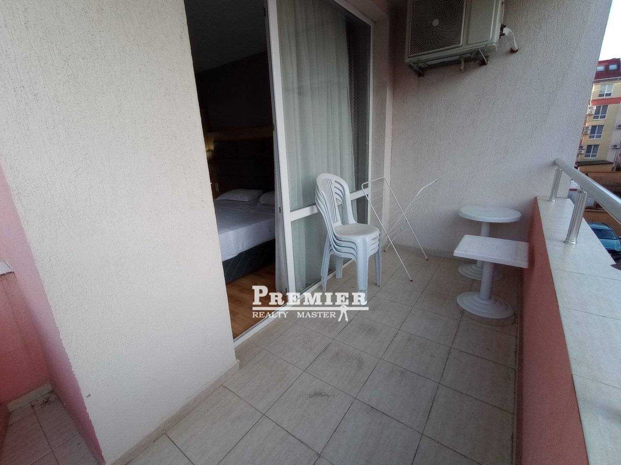 Продава се Двустаен апартамент в Поморие - 60 кв.м за 1534 €/кв.м - Снимка #3