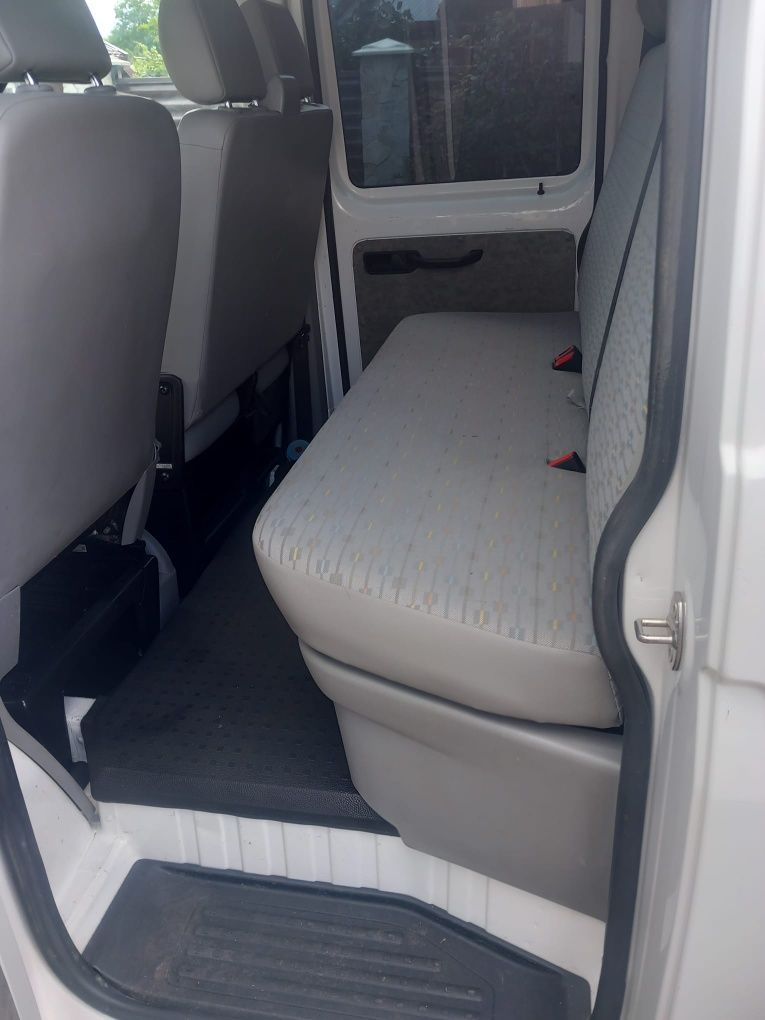 De vânzare VW T5 doka 6 locuri 2.0TDI Euro5 2011 Recent adus Germania
