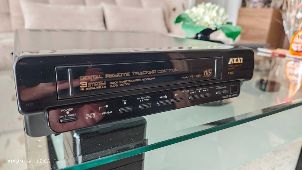 Видео Akai VS-R9EM.