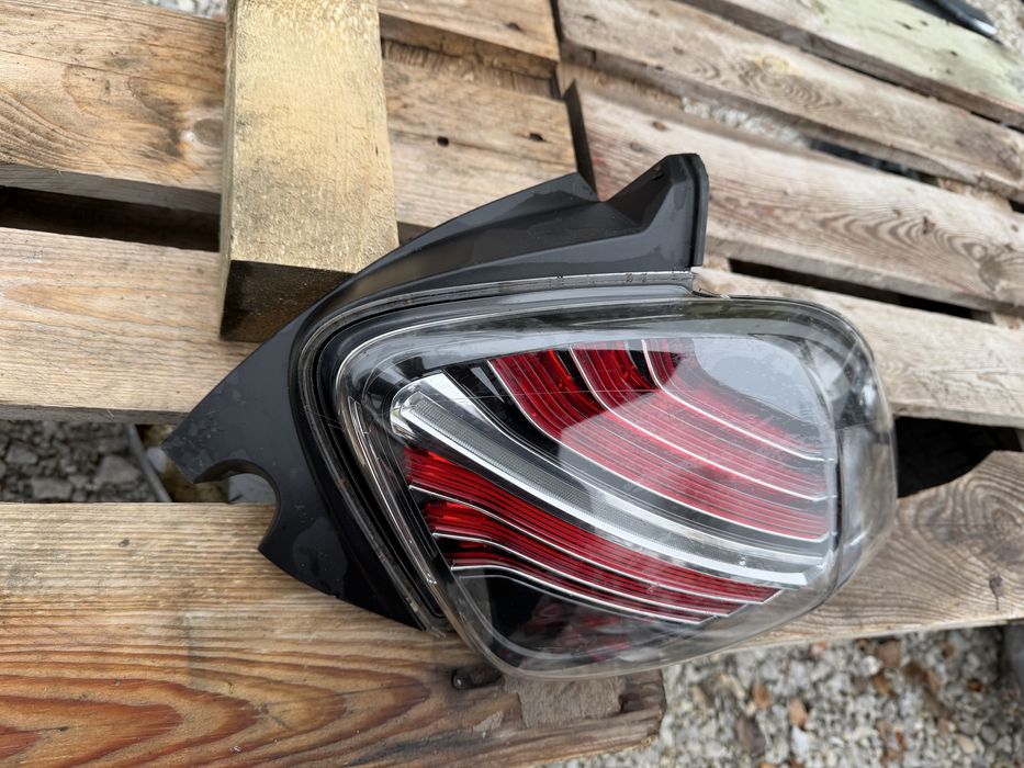 Стоп Renault Zoe