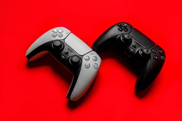 Playstation joystiklar va aksesuarlar