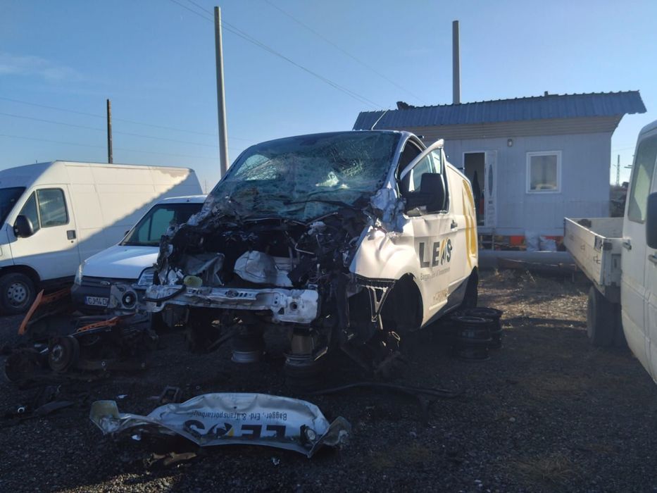 Dezmembram Ford Transit Custom, 2.0 Diesel 130 CP, an 2017