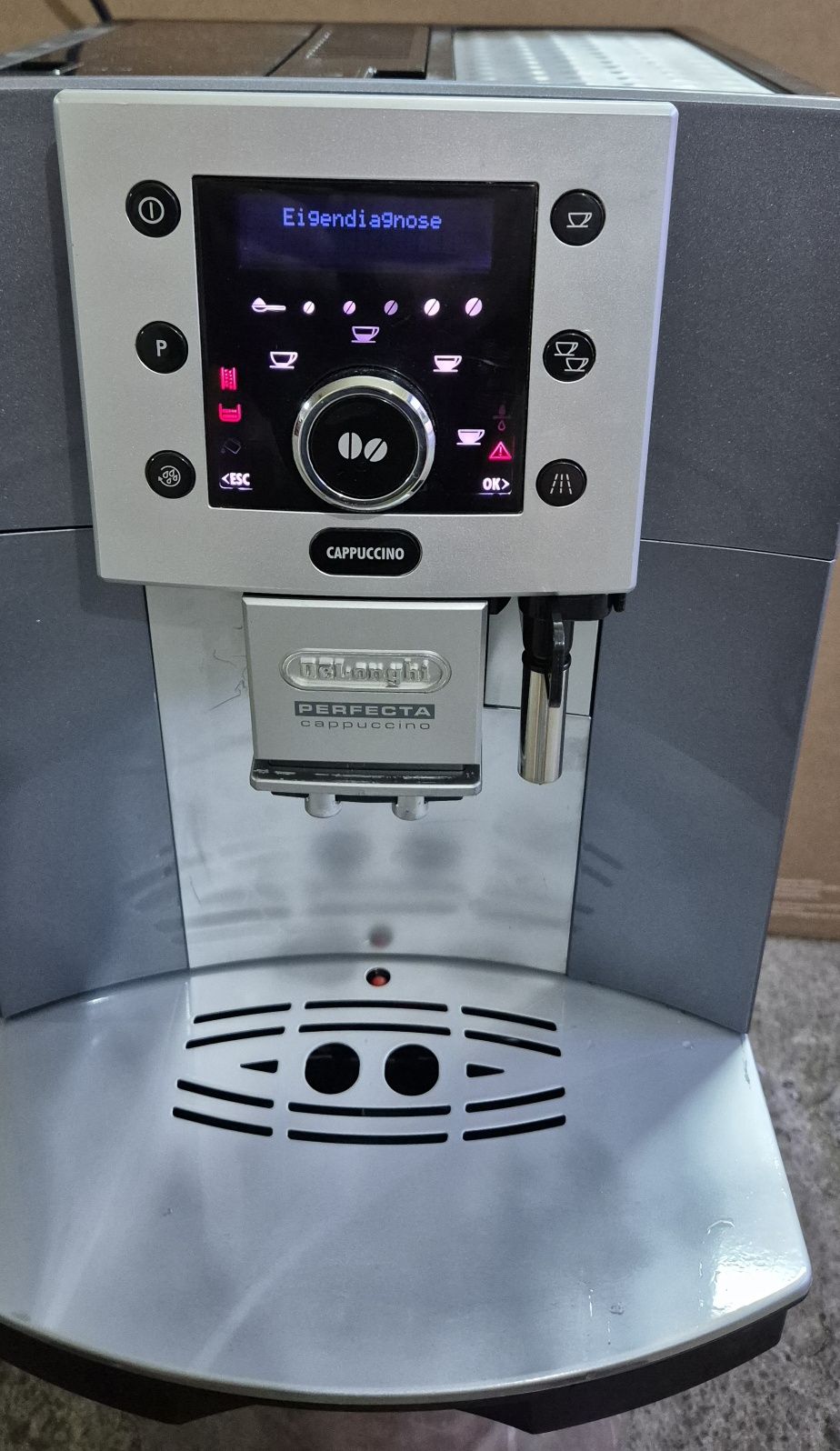 Кафеавтомат "De'Longhi Perfecta Cappuccino"