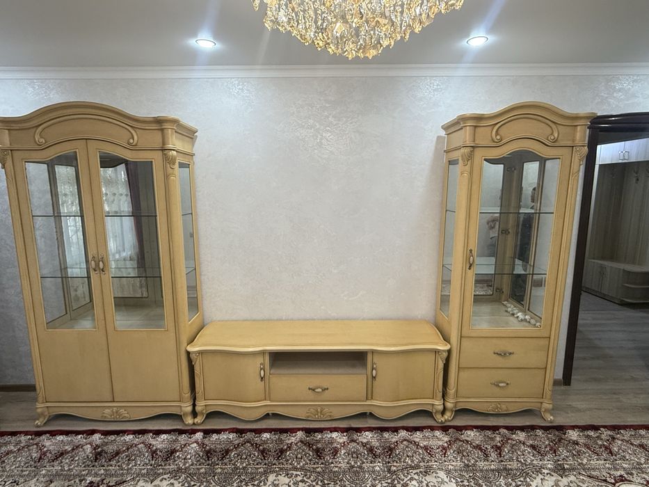 Продам стенку в отличном состоянии
